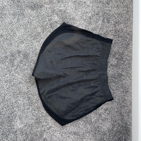 Women’s Nike Tempo Dry Core 3” Running Shorts - Picture 2 of 2